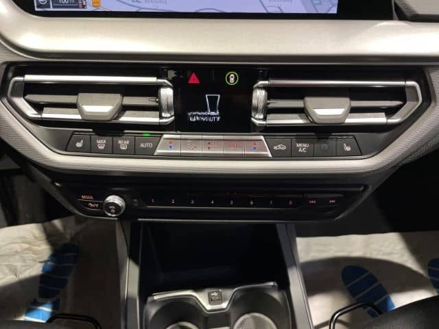 BMW 118 d Advantage Automatik EU6d Navi LED PDCv+h foto 11