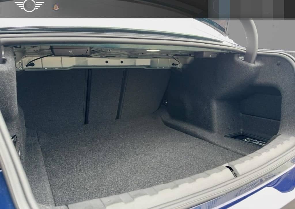 BMW 320 i xDrive Limousine Park-Assistent Guidance P foto 6