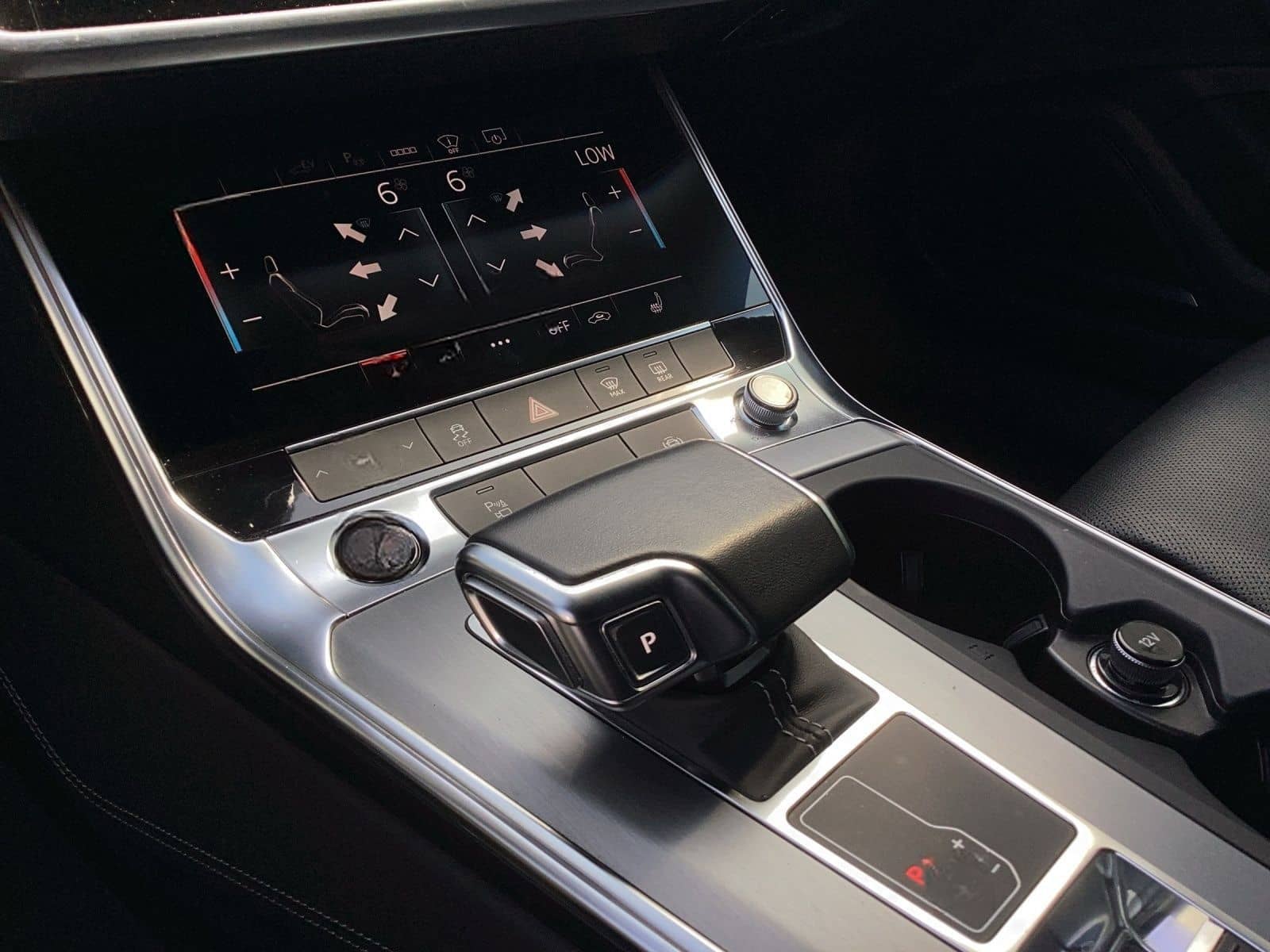 Audi A6 Avant 55 TFSI e Q S LNE LM20 AHK foto 11