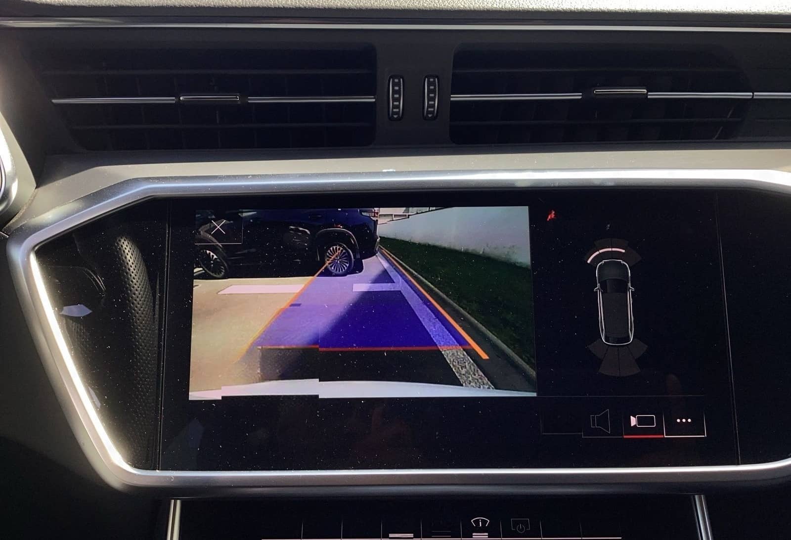 Audi A6 Avant 55 TFSI e Q S LNE LM20 AHK foto 13