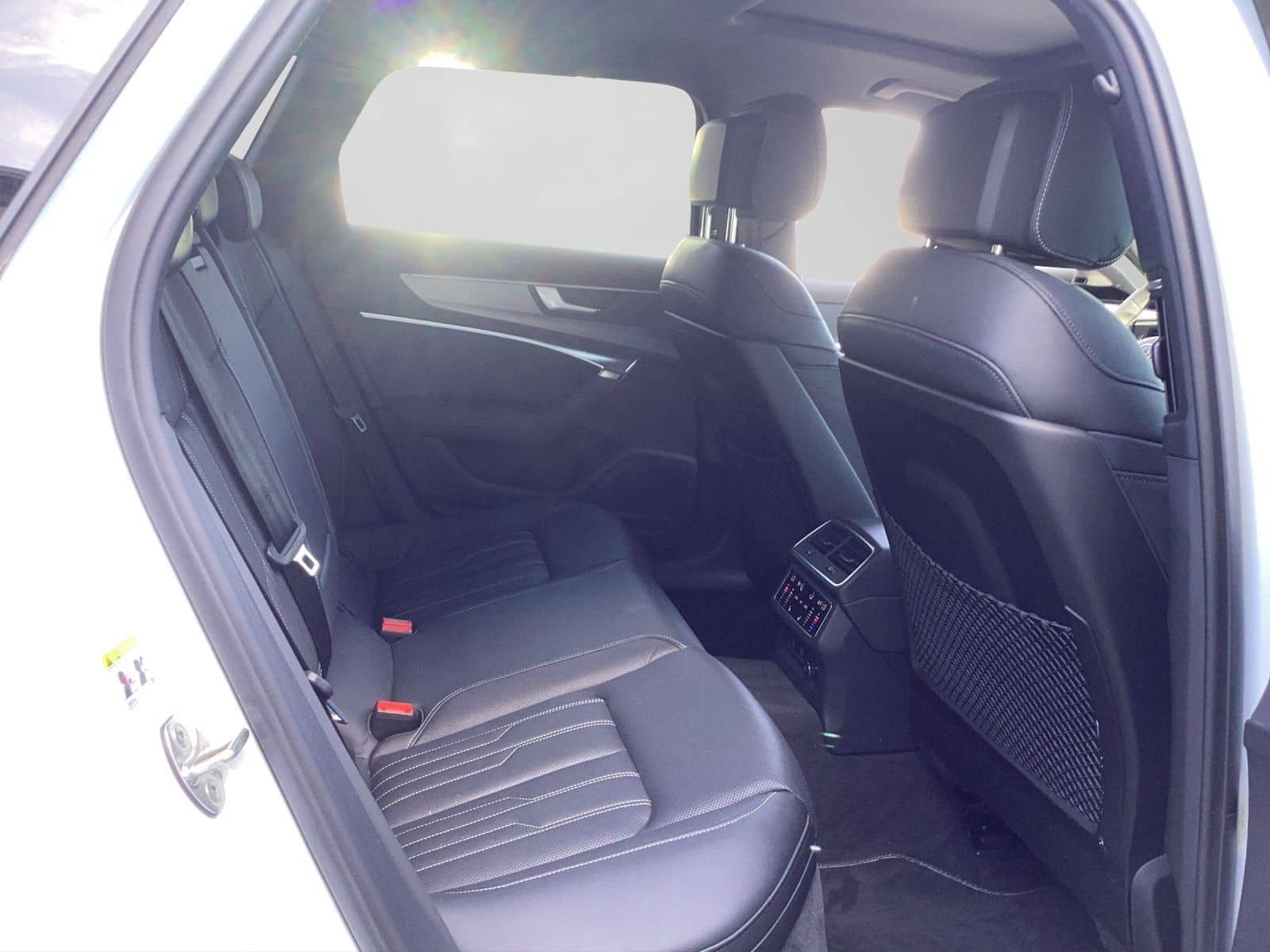 Audi A6 Avant 55 TFSI e Q S LNE LM20 AHK foto 5