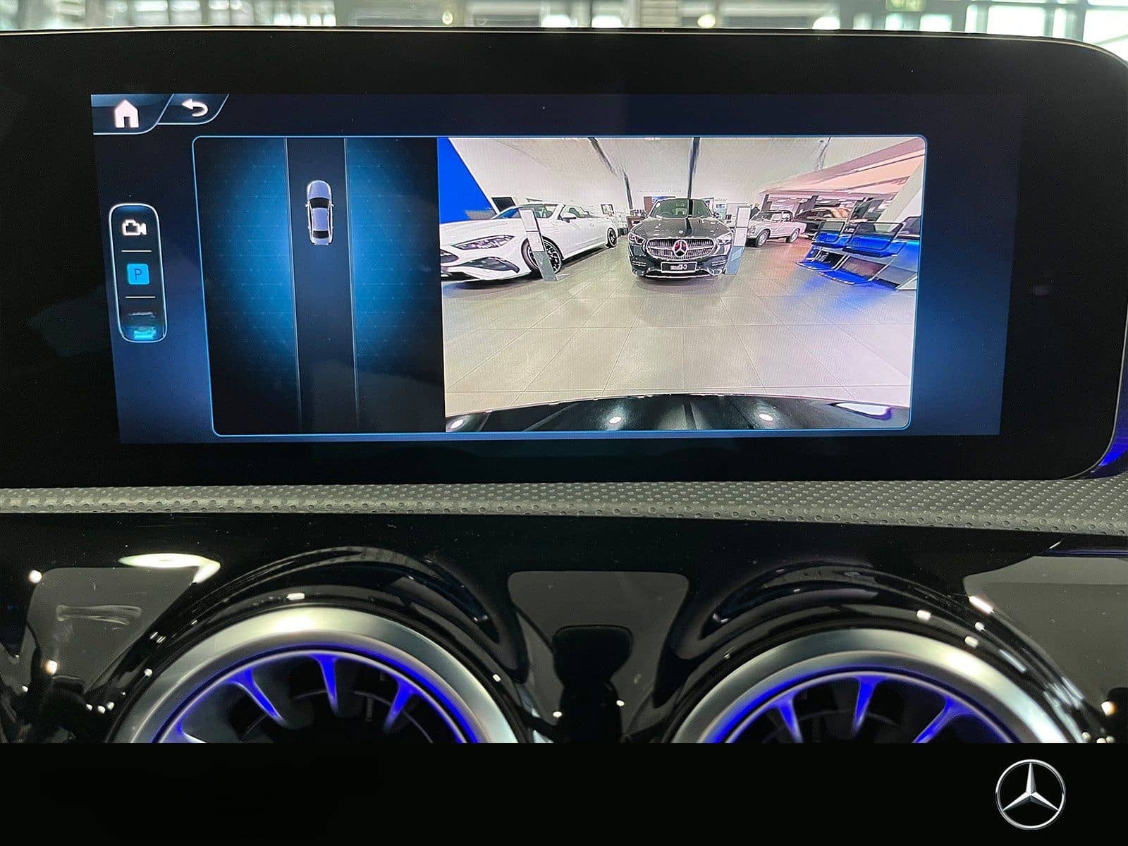 Mercedes-Benz A 220 d Lim. AMG+NIGHT+AMBIENTE+KAMERA+LENKRADHZ foto 11