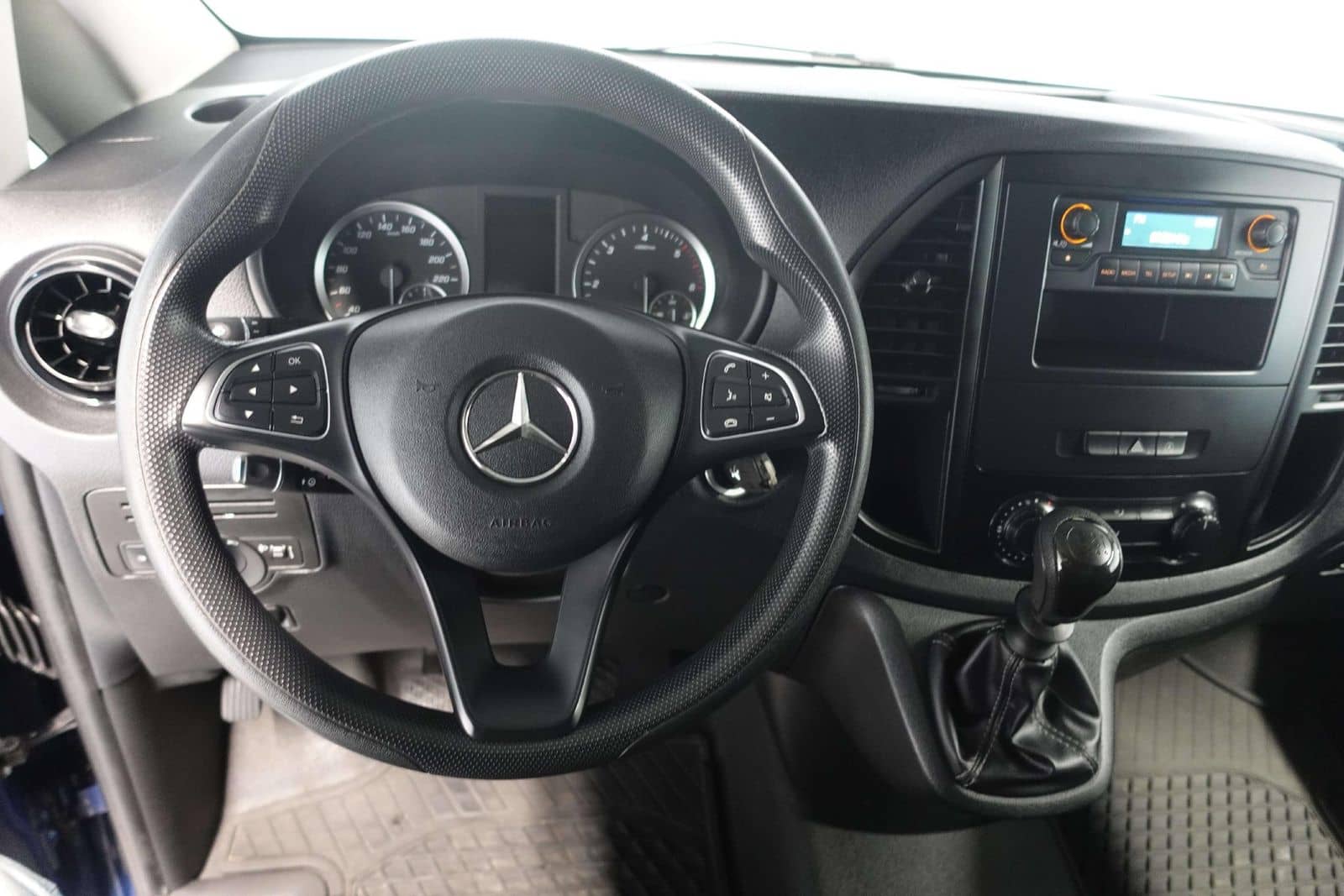 Mercedes-Benz Vito 114 CDI FWD lang AHK Flügeltür 1.Hand foto 16