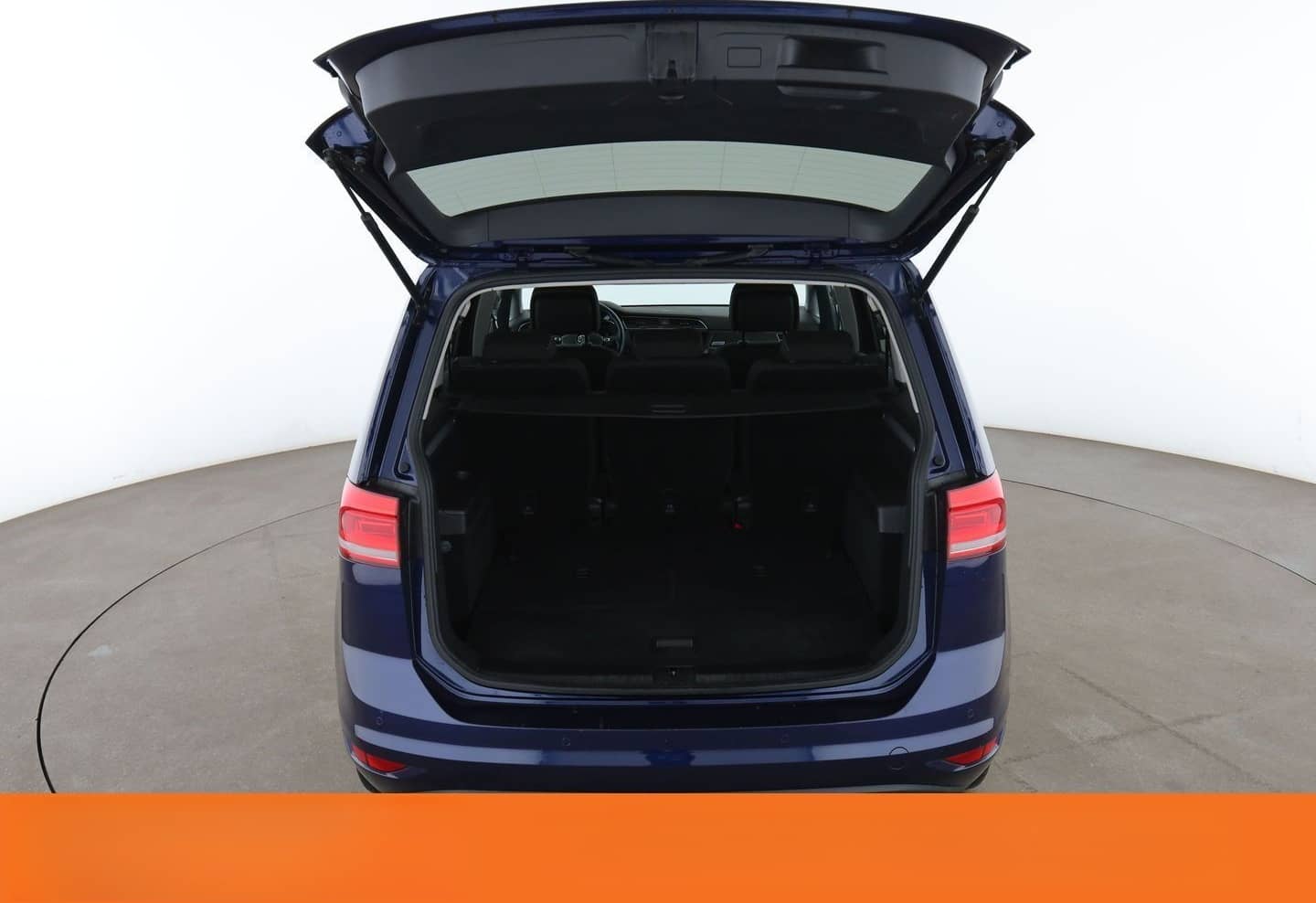 Volkswagen Touran 1.6 TDI Join *NAVI*ACC*AHK*PDC*SHZ*CAM* foto 17