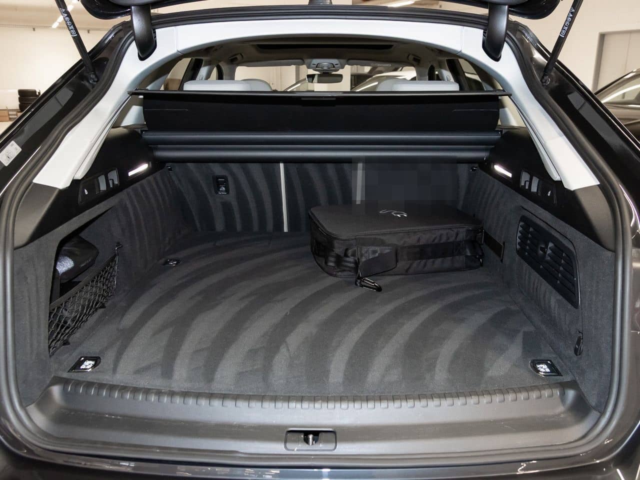 Audi A6 Avant 50 TFSI e quattro Panorama B&O VirtCo foto 9