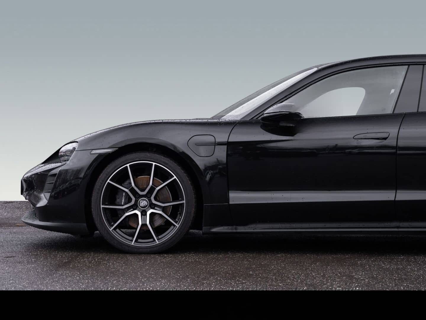 Porsche Taycan Sport Turismo Sport Paket Lederfreie LED foto 14