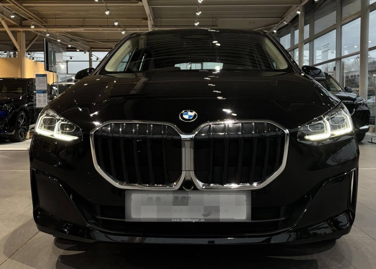 BMW 218d ActiveT.Aut.Navi driving Ass ada LED RFK foto 2