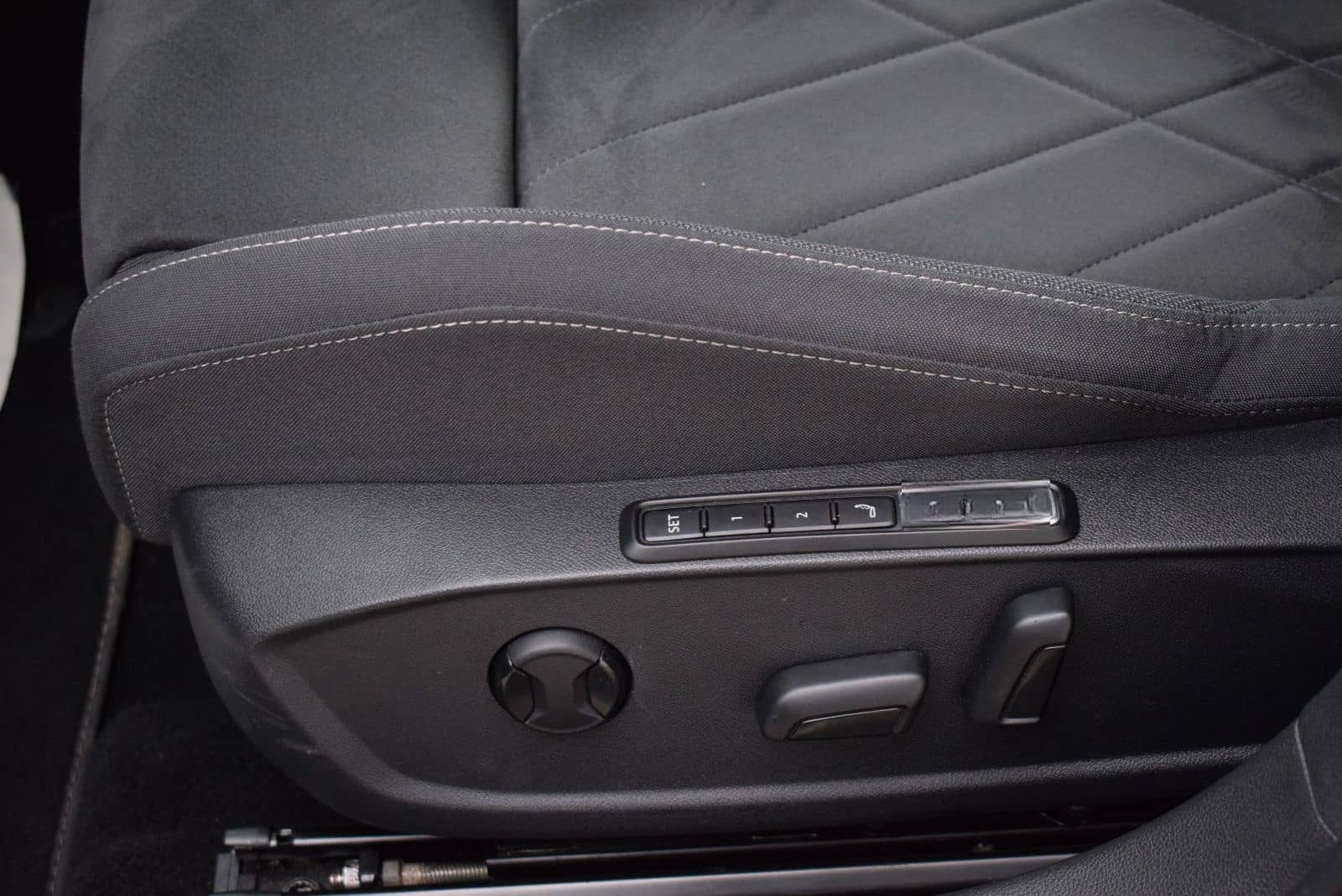 Volkswagen Golf VIII 1.4 TSI Style Hybrid NaviACC/WinterP foto 22