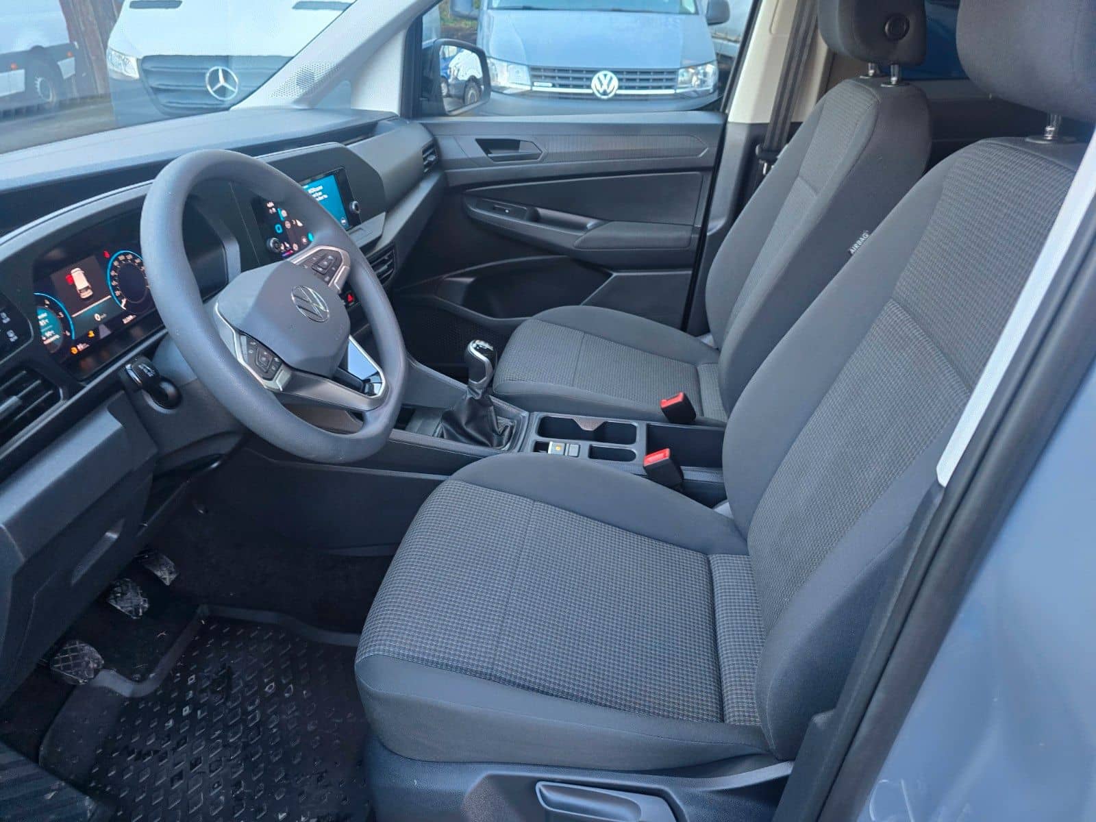 Volkswagen Caddy Basis foto 10