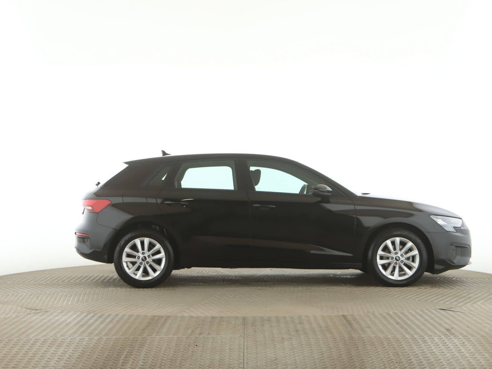 Audi A3 Sportback 30 TFSI PDC+SitzH+Radio+MMI-Plus foto 8