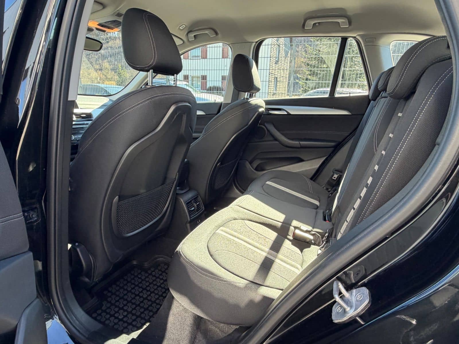 BMW X1 X-Drive 18d Advantage*8-FACH*SHZG*PDC*TOP foto 13