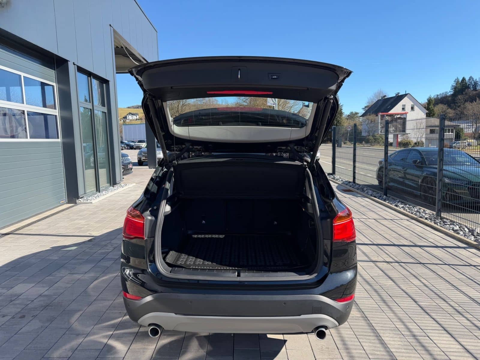 BMW X1 X-Drive 18d Advantage*8-FACH*SHZG*PDC*TOP foto 18