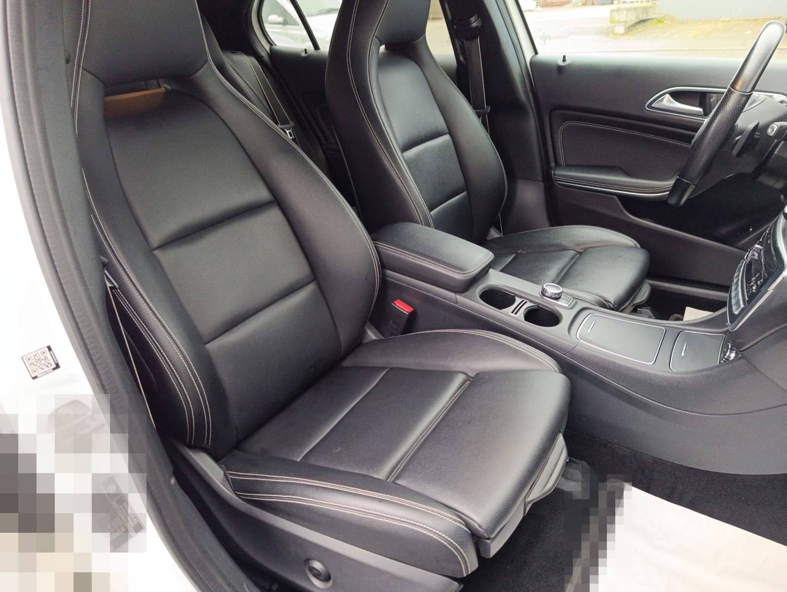 Mercedes-Benz GLA 250 4Matic Urban Style Edition Leder Navi foto 14