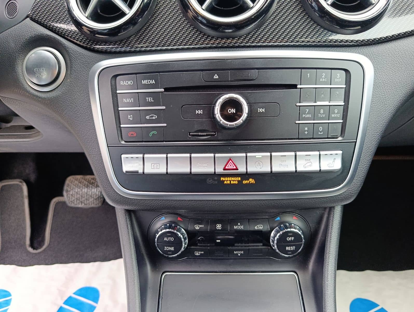 Mercedes-Benz GLA 250 4Matic Urban Style Edition Leder Navi foto 19