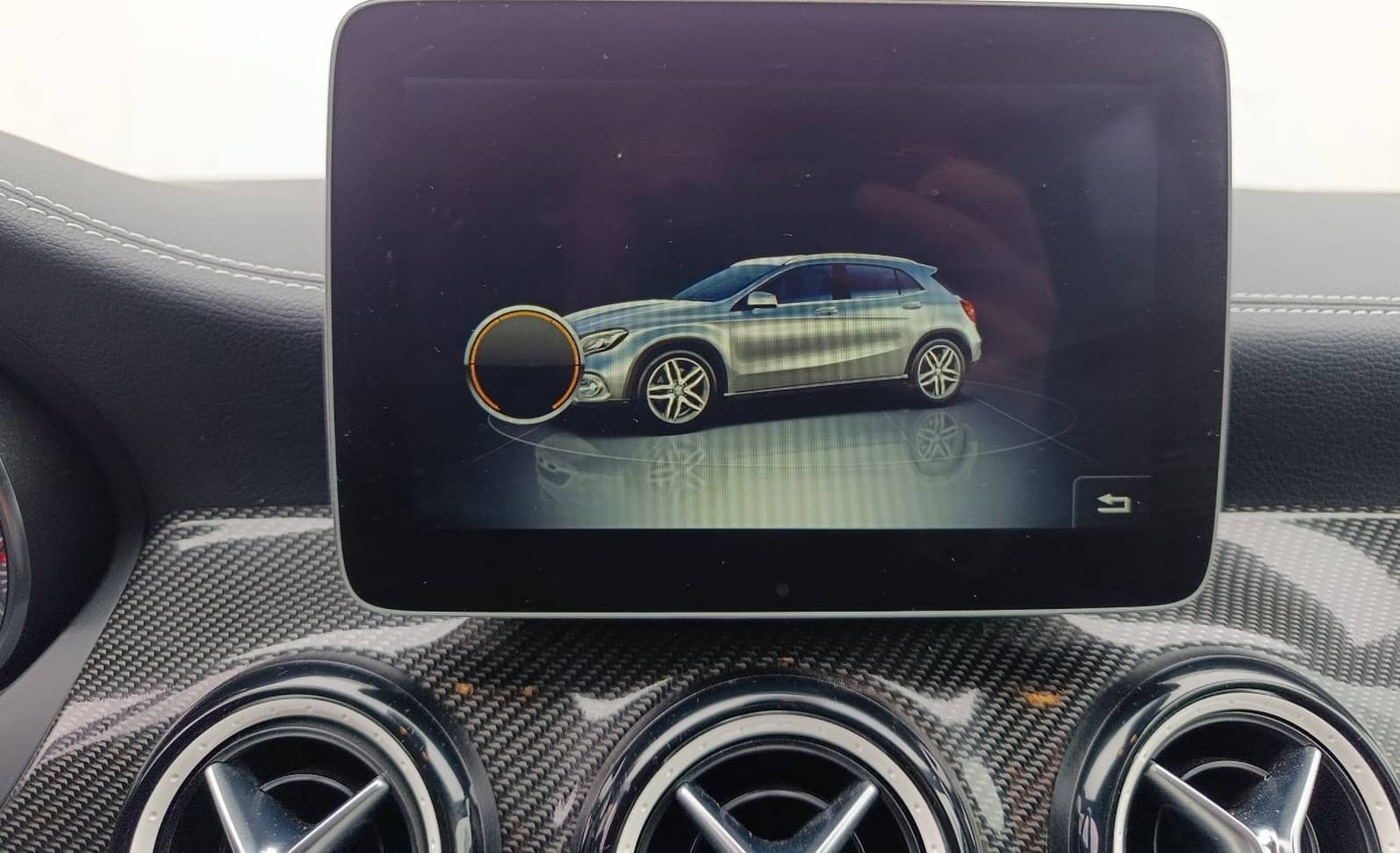 Mercedes-Benz GLA 250 4Matic Urban Style Edition Leder Navi foto 22