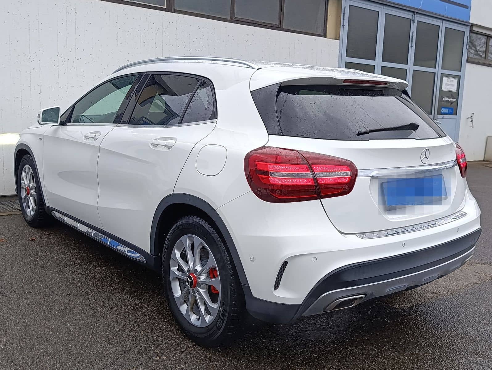 Mercedes-Benz GLA 250 4Matic Urban Style Edition Leder Navi foto 4