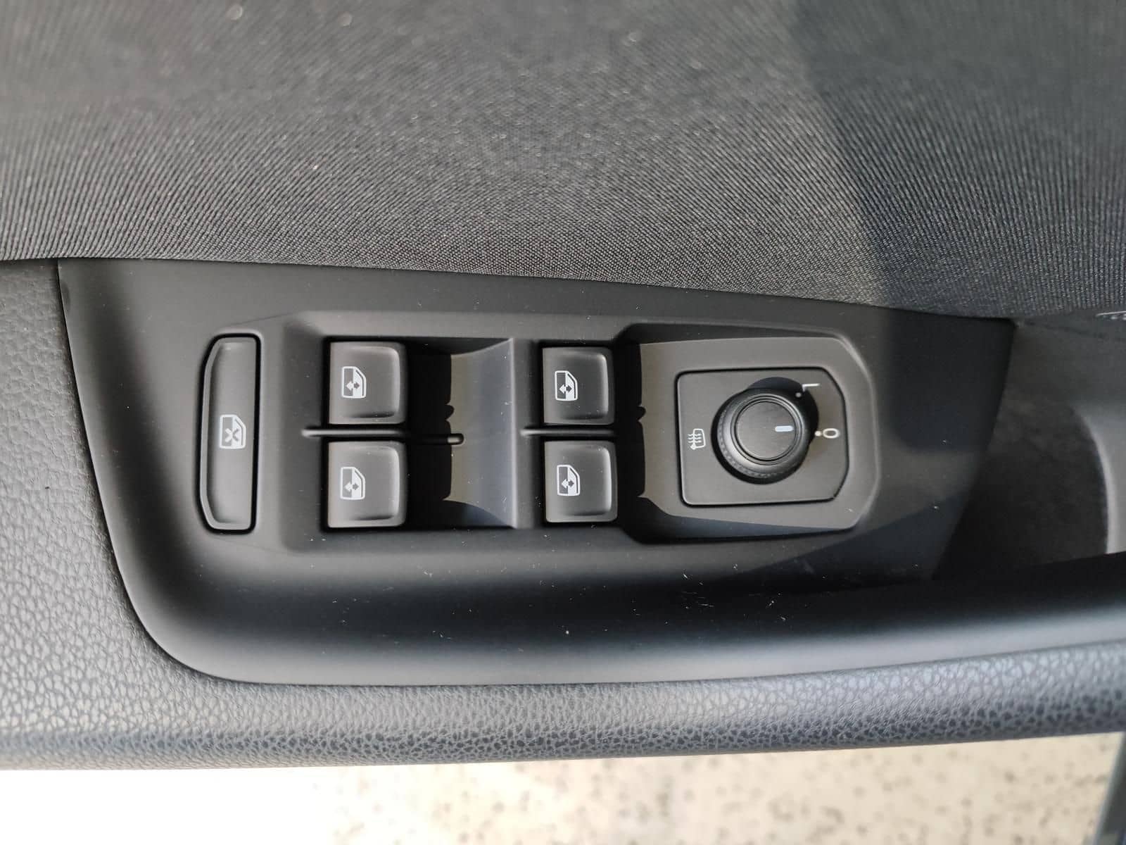 Volkswagen Passat Variant 1.5 TSI Conceptline LED|Navi|RFK foto 16