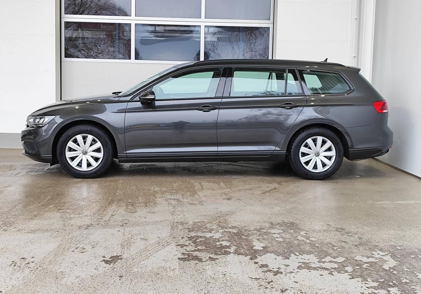 Volkswagen Passat Variant 1.5 TSI Conceptline LED|Navi|RFK foto 3