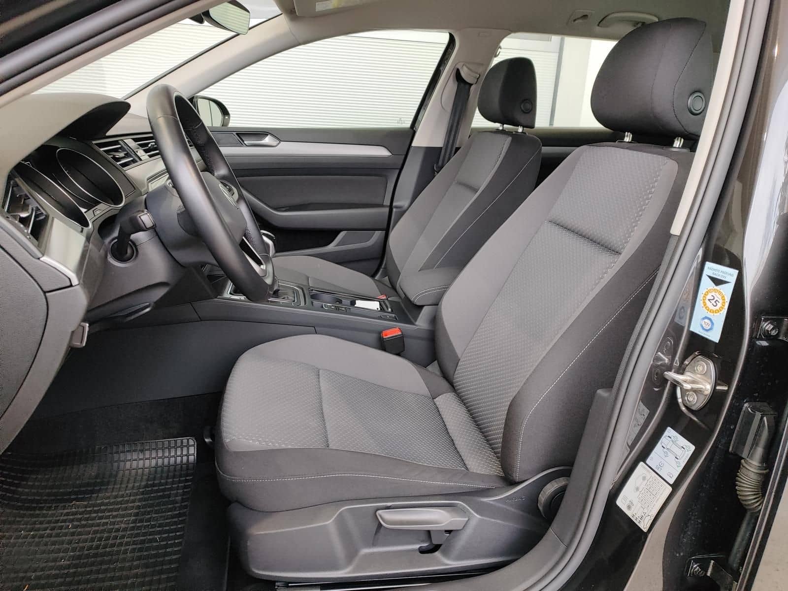 Volkswagen Passat Variant 1.5 TSI Conceptline LED|Navi|RFK foto 7