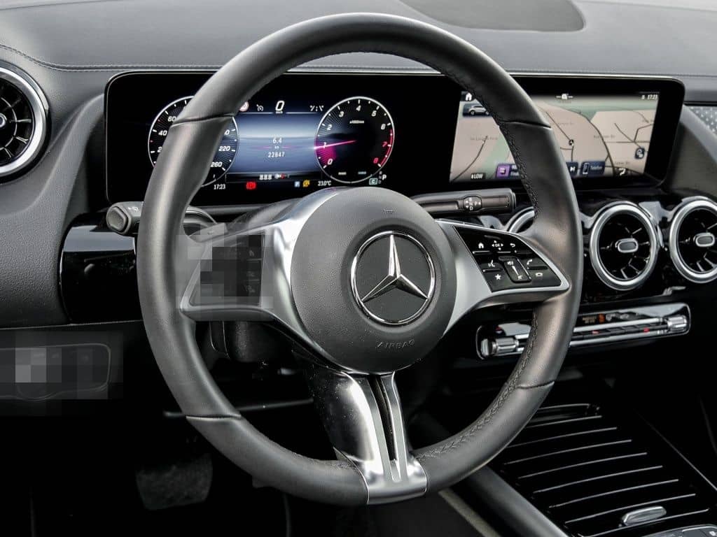 Mercedes-Benz GLA 180 Progressive/Pano/AHK/Leder/LED/Kamera/18 foto 9