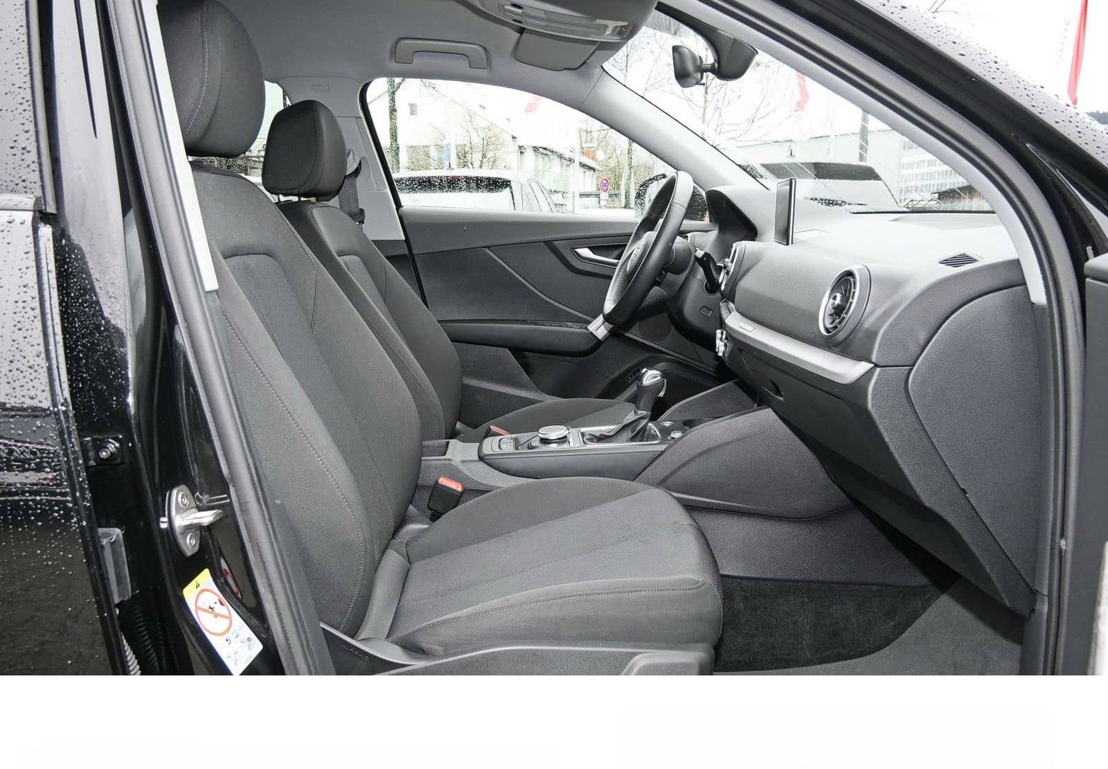 Audi Q2 35 TFSI LED Automatik Navi UVM foto 11