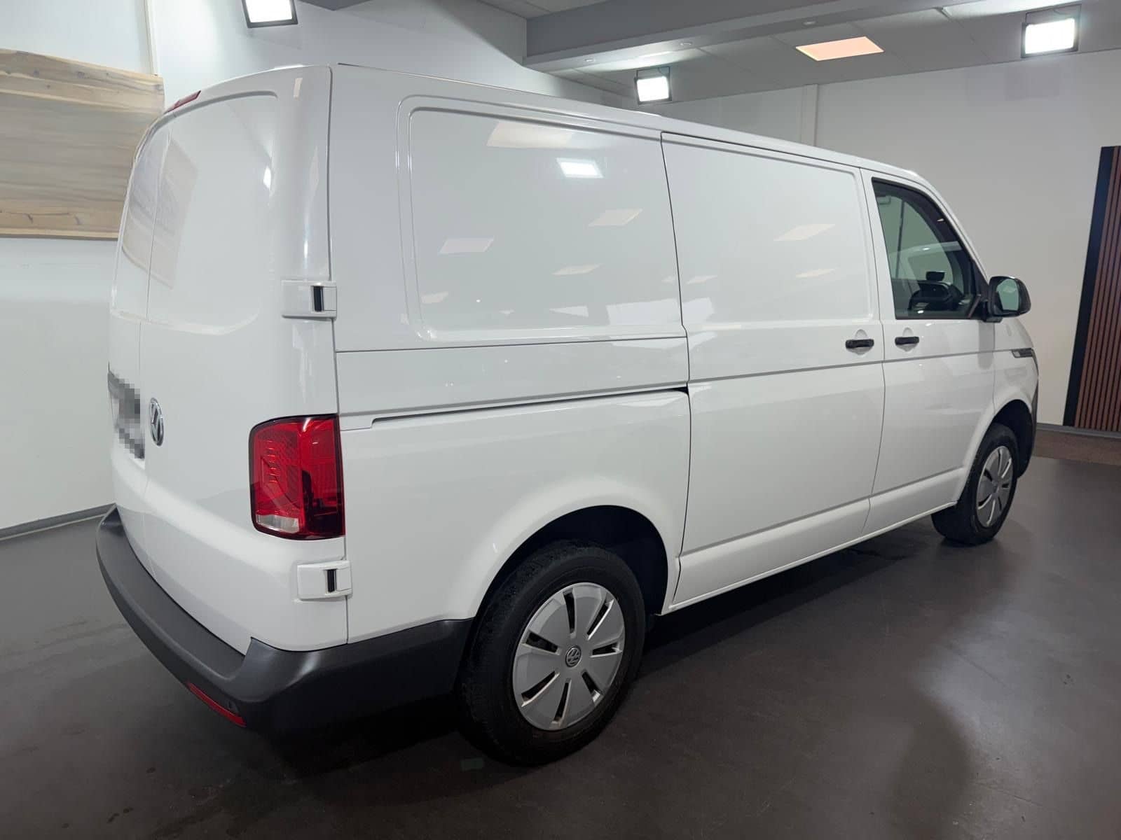 Volkswagen T6.1 Transporter Kasten FWD/Klima/PDC/DAB/ foto 8
