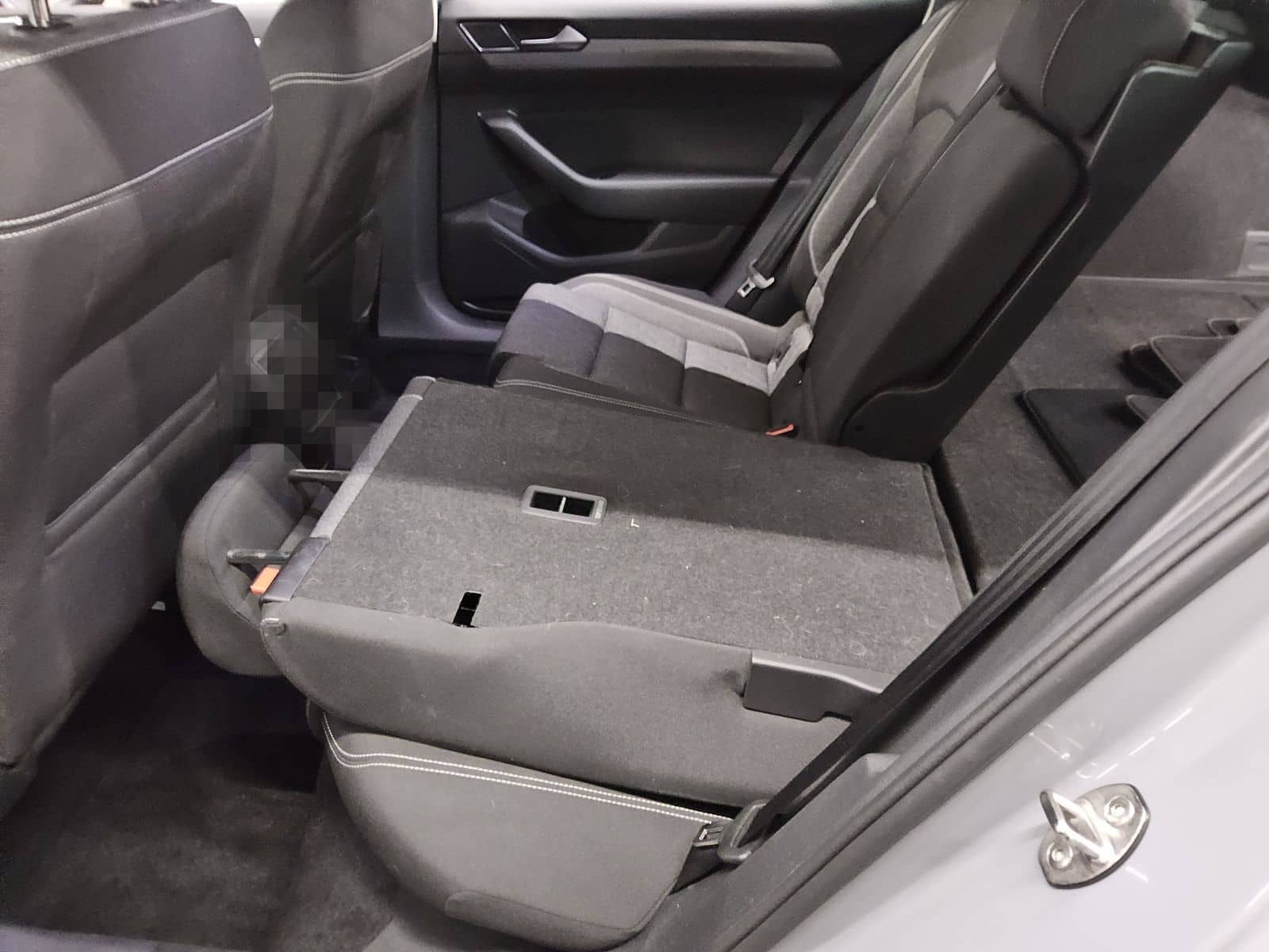 Volkswagen Passat Var. 2.0 TDI Business Navi RfK LED ACC foto 12