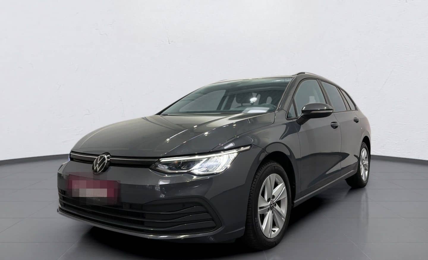 Volkswagen Golf Variant 8 2.0 TDI DSG LIFE LED KAMERA NAVI  foto 1