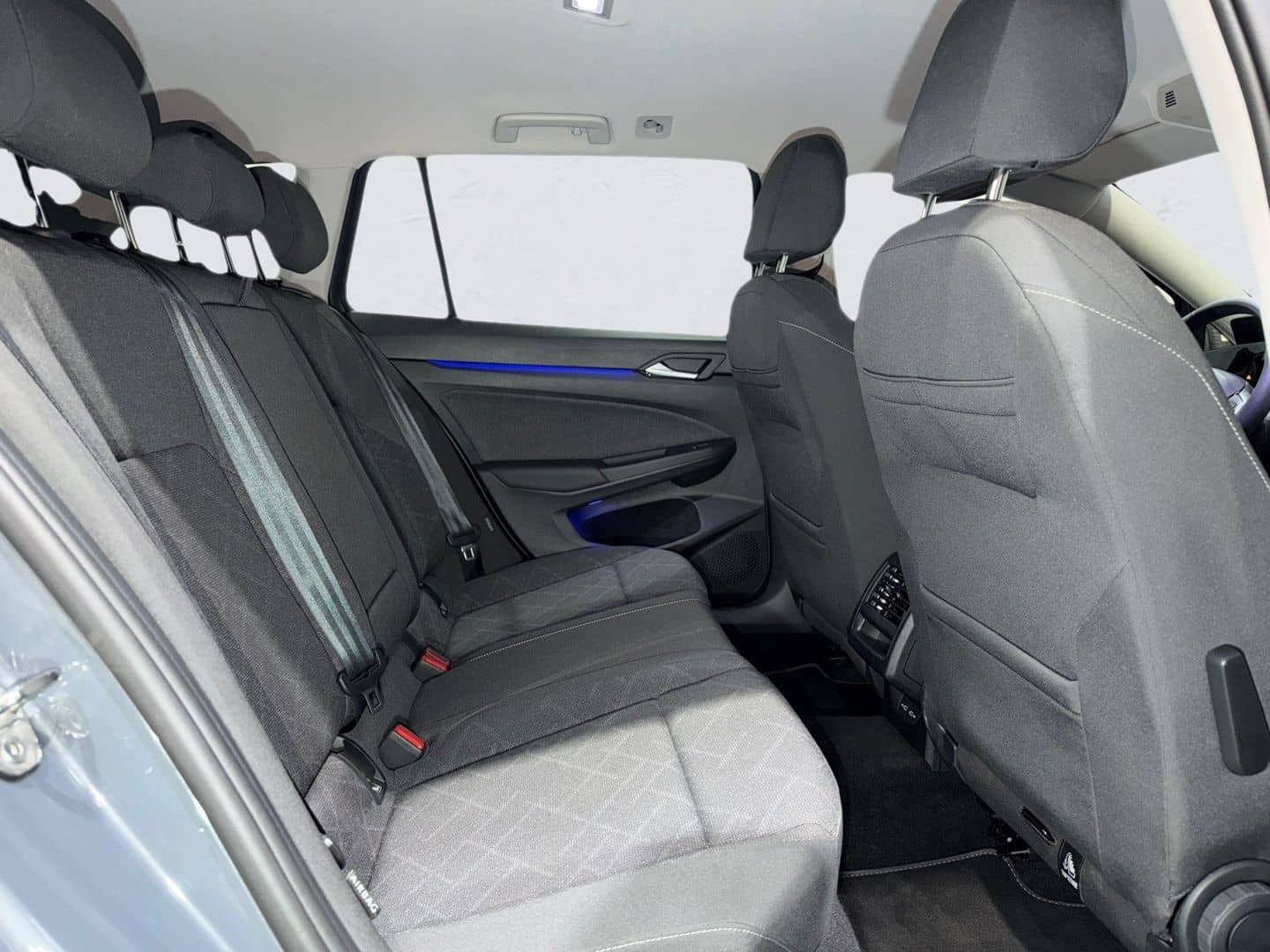 Volkswagen Golf Variant 8 2.0 TDI DSG LIFE LED KAMERA NAVI  foto 12