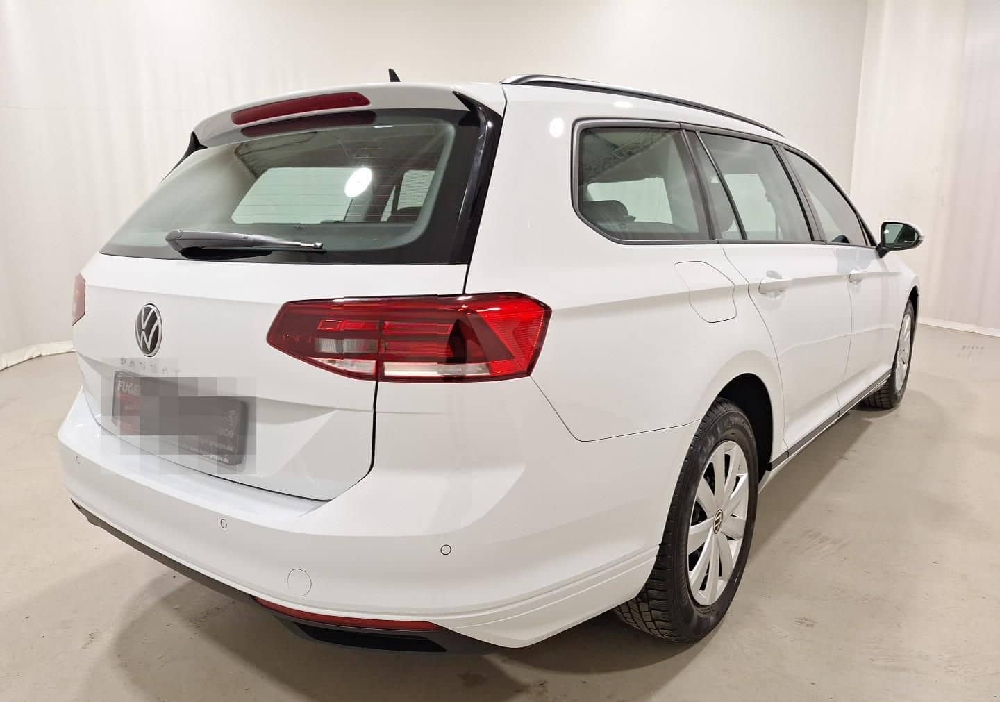 Volkswagen Passat Variant 2.0 TDI Conceptline LED|Navi|RFK foto 6