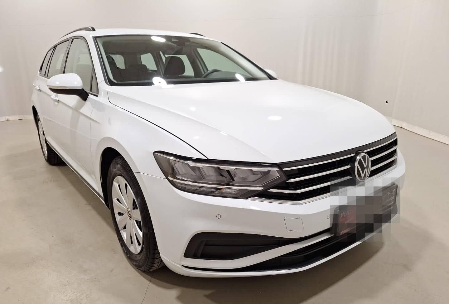 Volkswagen Passat Variant 2.0 TDI Conceptline LED|Navi|RFK foto 9