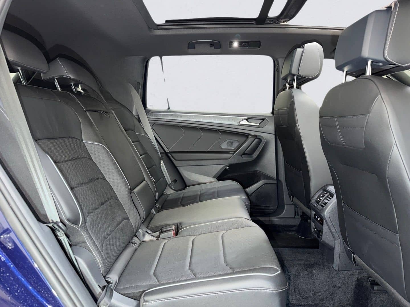 Volkswagen Tiguan Allspace 4M DSG 3x R LINE LEDER GARANTIE  foto 12