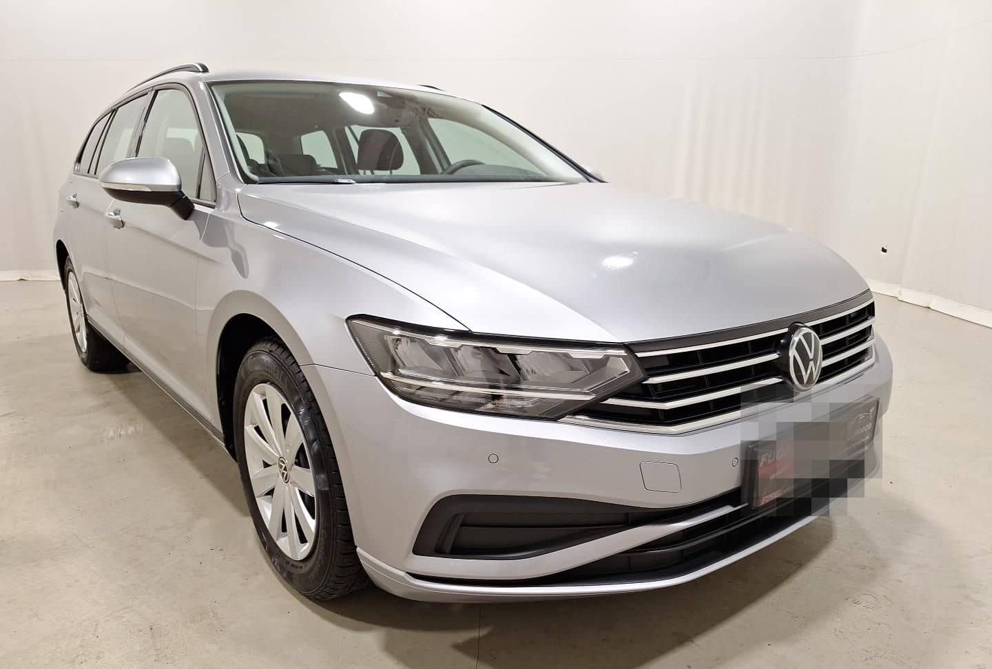 Volkswagen Passat Variant 1.5 TSI Conceptline LED|Navi|RFK foto 9