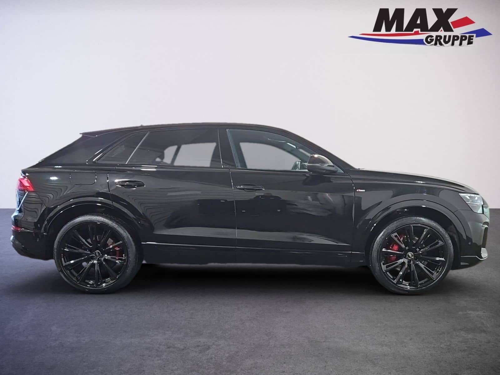 Audi Q8 50 TDI quattro S LINE+AHK+MATRIX+PANO+HUD foto 5