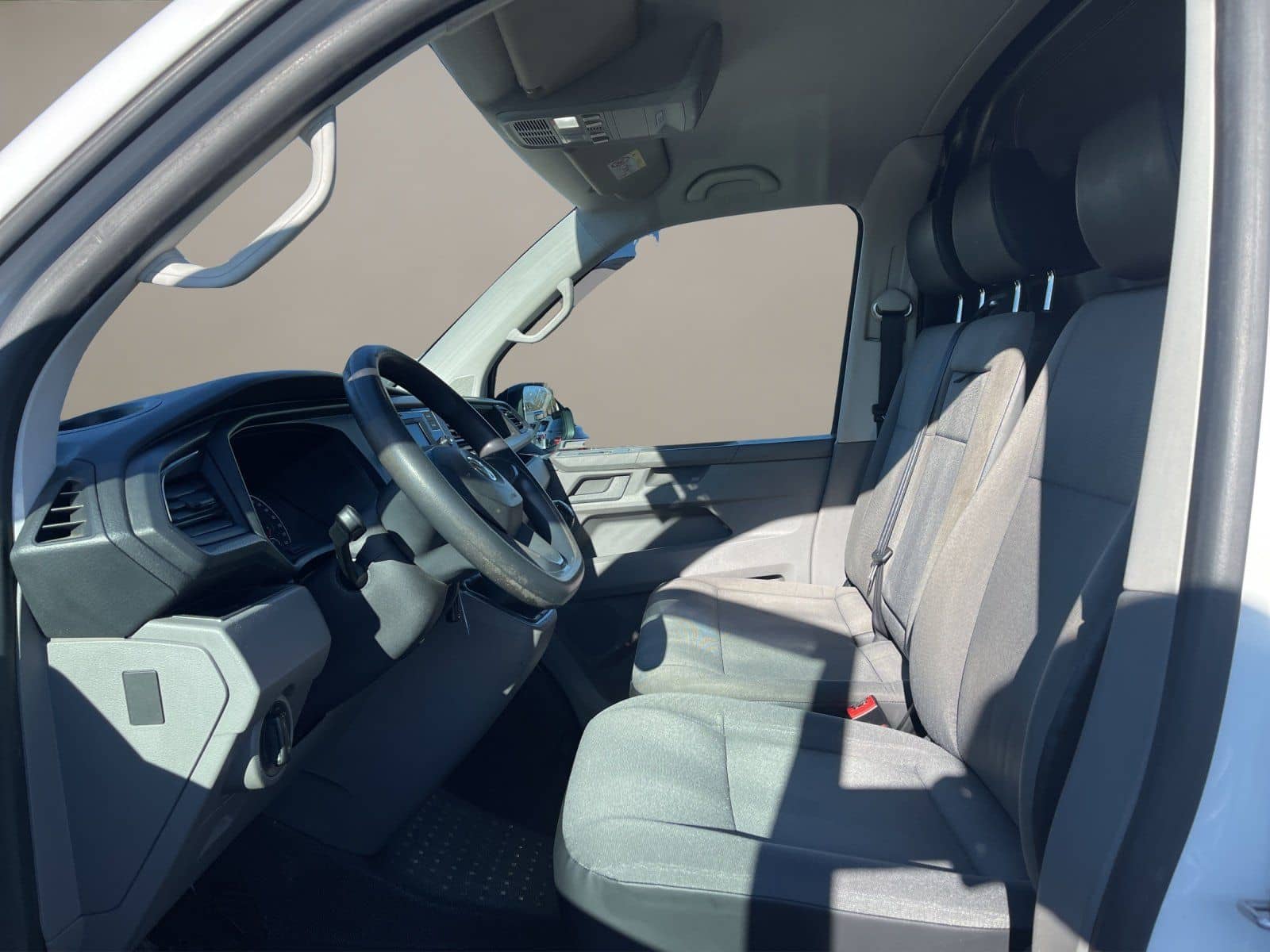 Volkswagen T6.1 Transporter 2.0 TDI Kasten FWD EcoProfi PDC foto 8