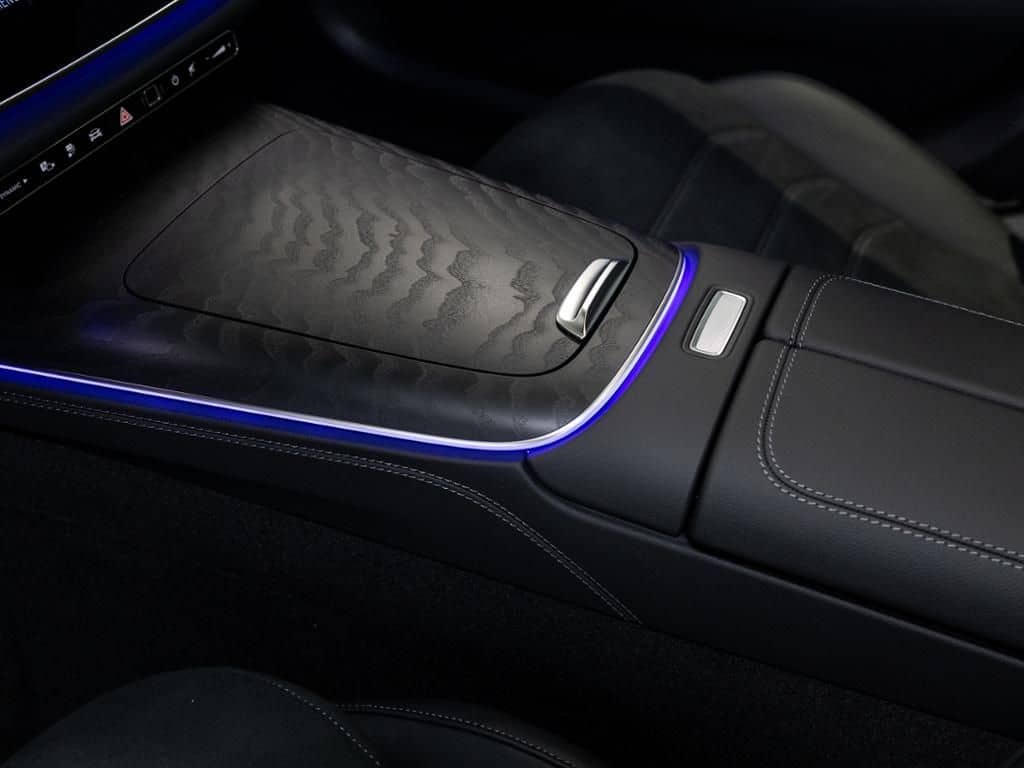 Mercedes-Benz E 300 de T-Modell mit EQ Hybrid Technologie AMG foto 15