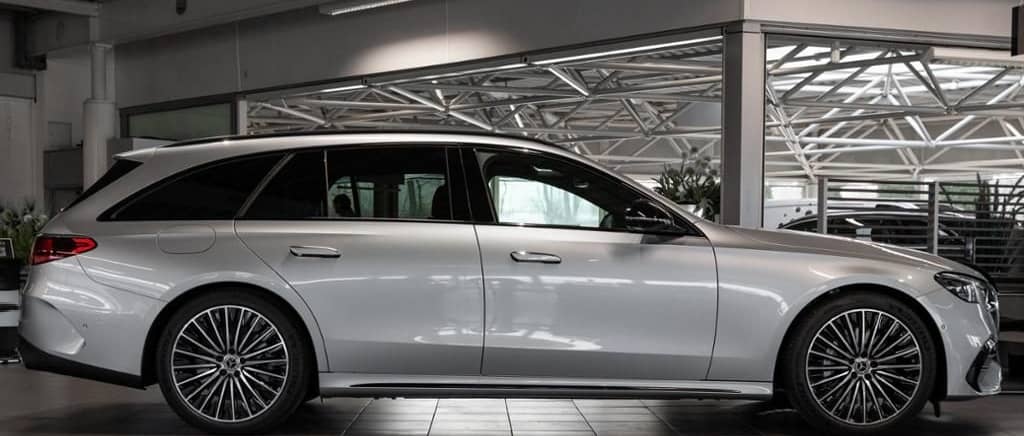 Mercedes-Benz E 300 de T-Modell mit EQ Hybrid Technologie AMG foto 4