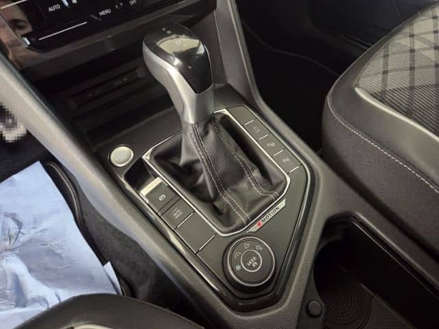 Volkswagen Tiguan Allspace R-Line 2.0 TDI DSG 4MOT MATRIX P foto 16