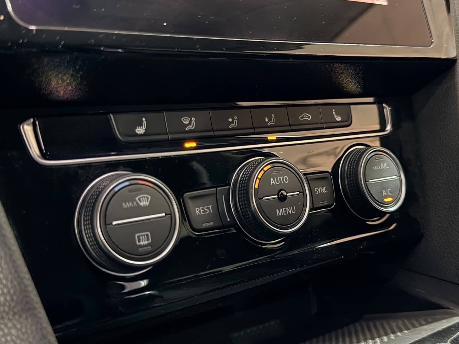 Volkswagen Passat R-Line ACC Matrix LED Massage 1.Hand foto 24