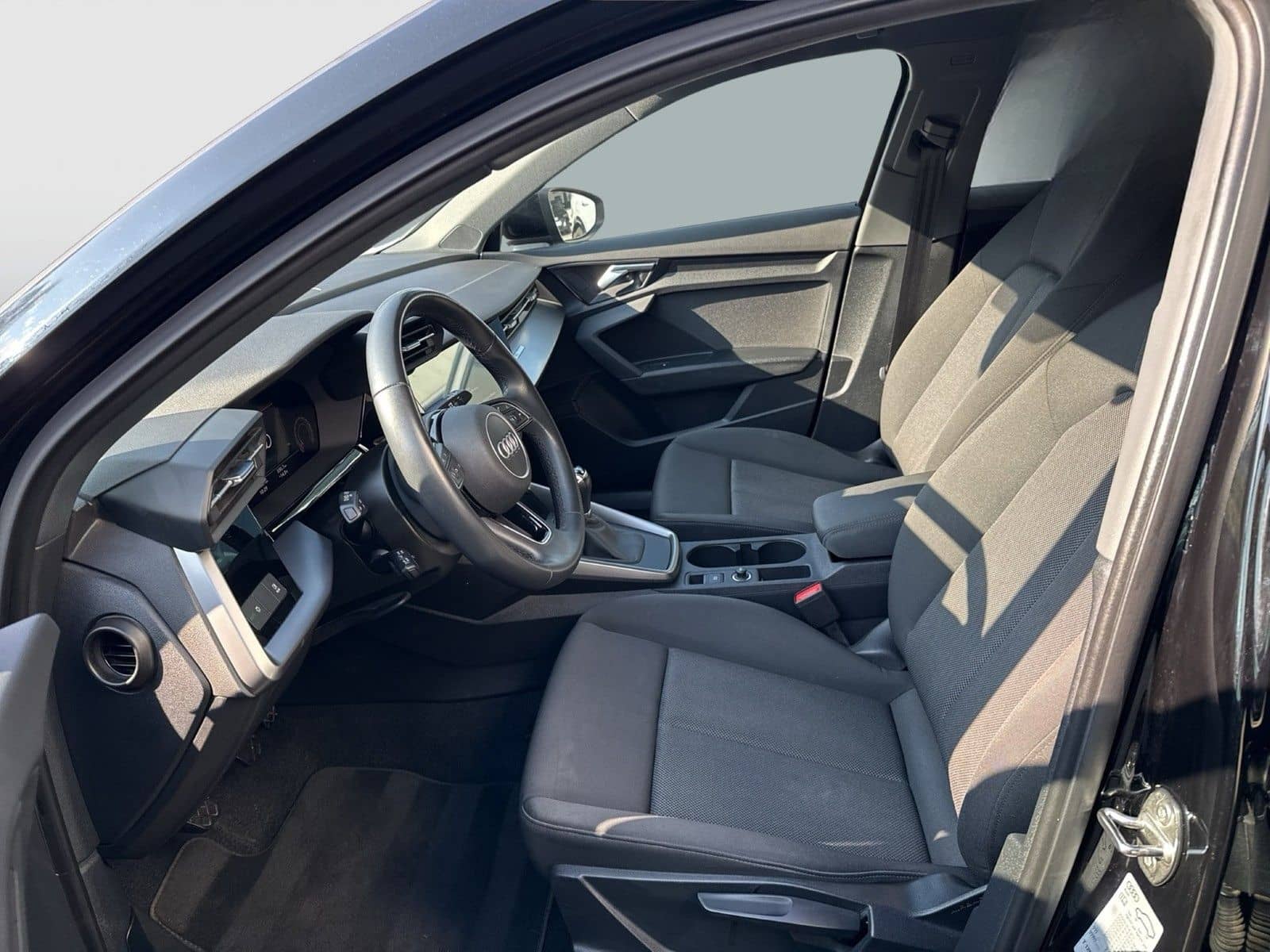 Audi A3 Sportback 30 NAVI+ SITZHEIZUNG ALU CARPLAY foto 8