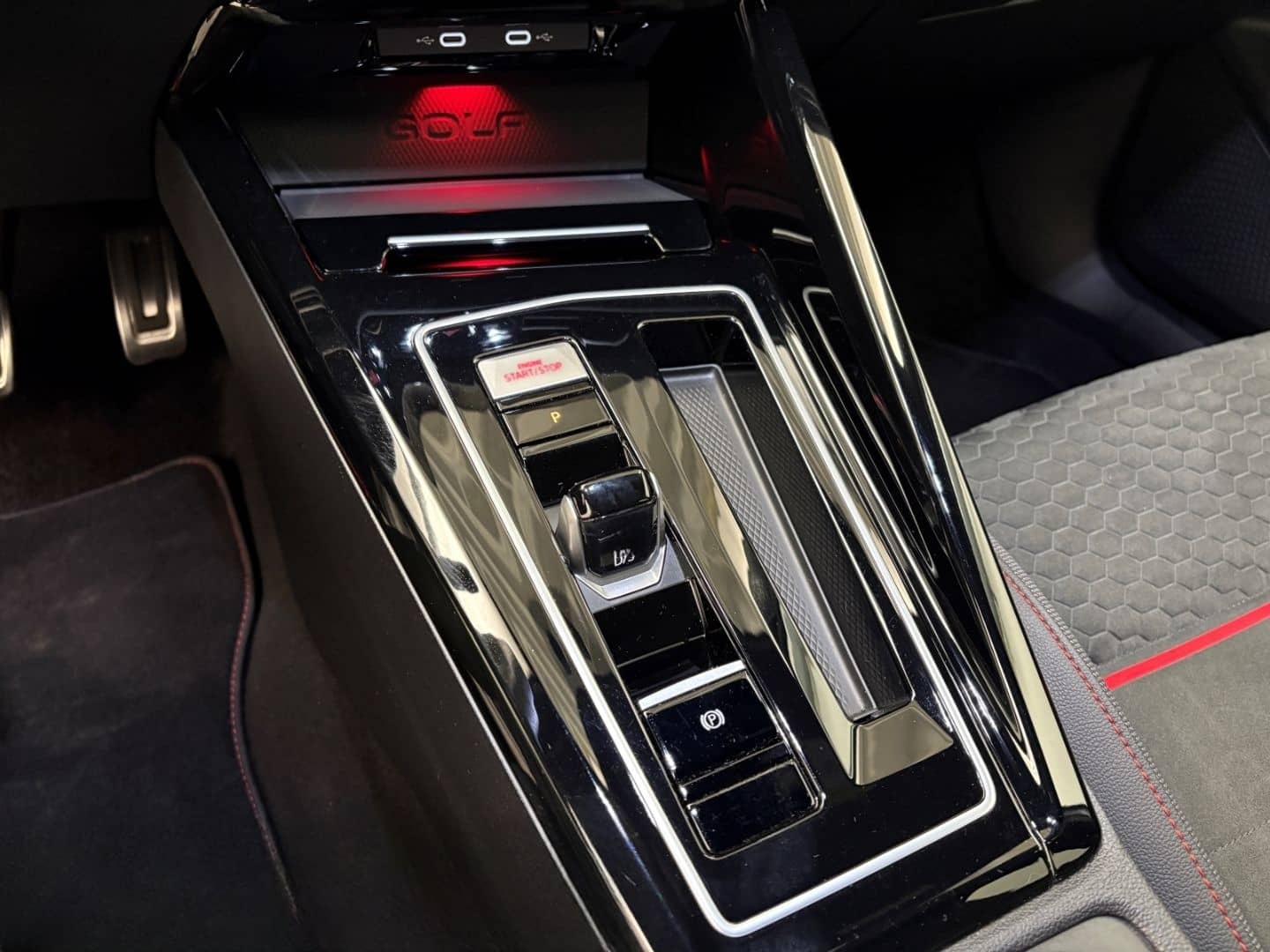 Volkswagen Golf GTI 2.0 TSI DSG Clubsport DIGITAL COCKPIT L foto 17