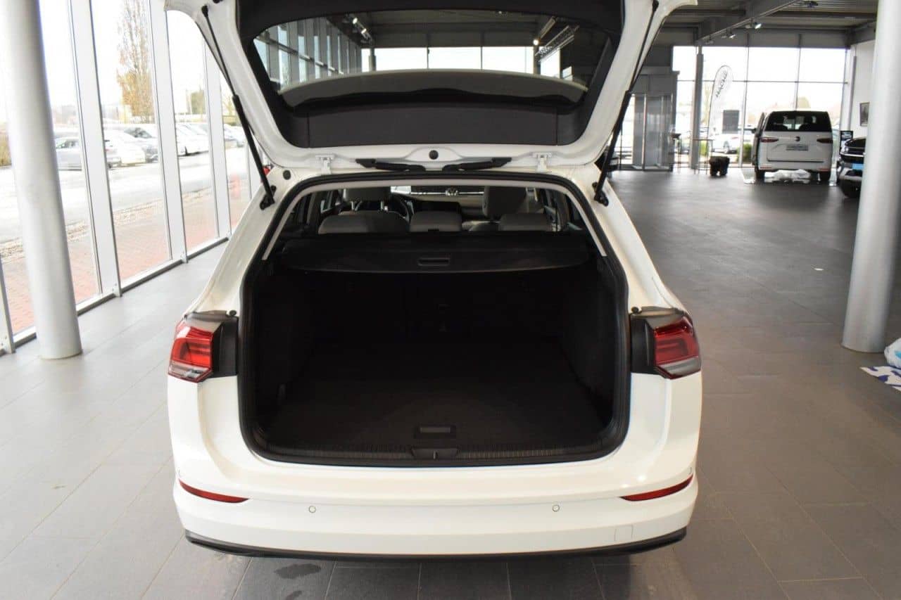 Volkswagen Golf 8 Variant Life 1.0 eTSI DSG NAVI LED SHZ foto 5