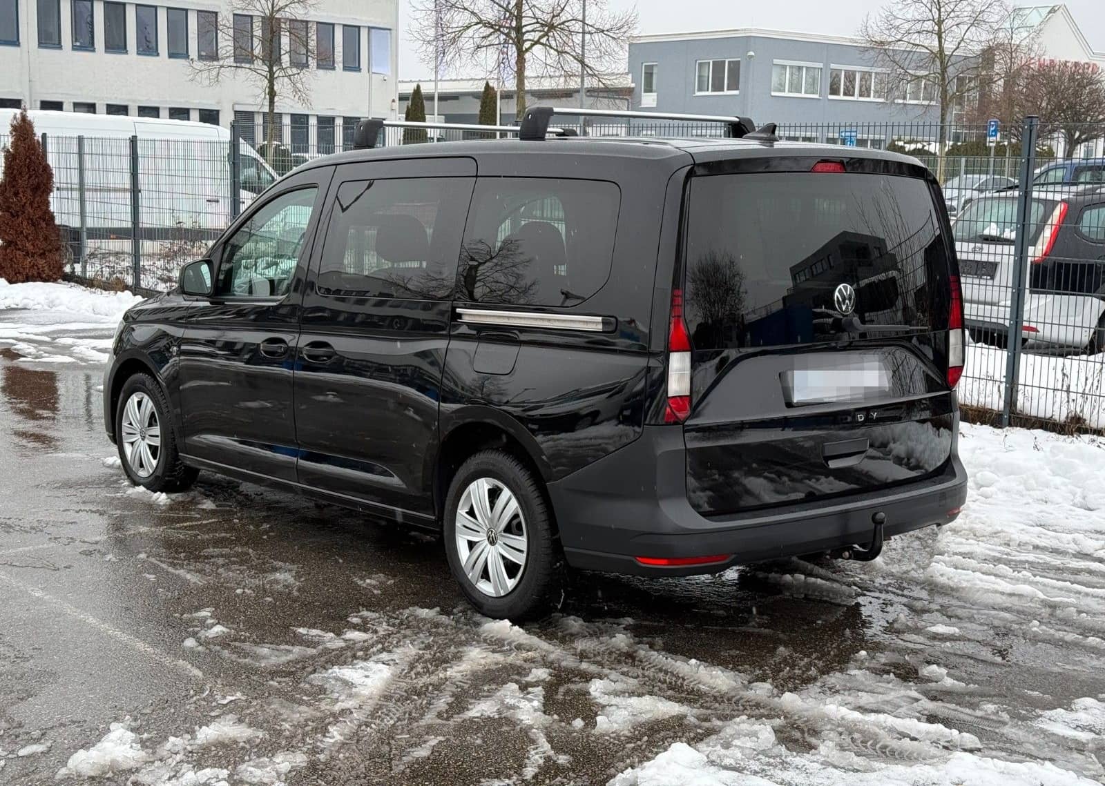 Volkswagen Caddy Maxi 2,0 TDI*KAMERA*DAB*AHK*WINTERPAKET* foto 4