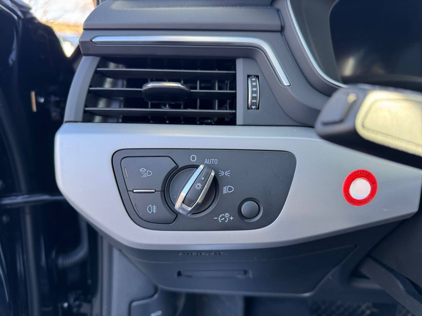 Audi A4 Avant 35 TDI S tro S line *LED*AHK*CAM*Virtua foto 24