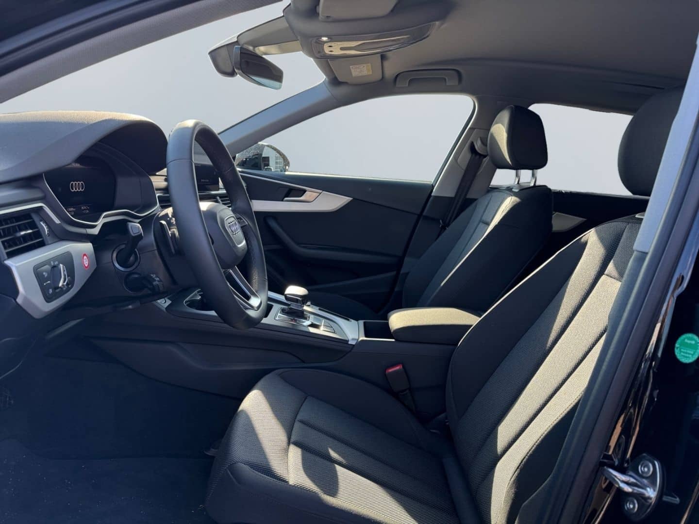 Audi A4 Avant 35 TDI S tro S line *LED*AHK*CAM*Virtua foto 9
