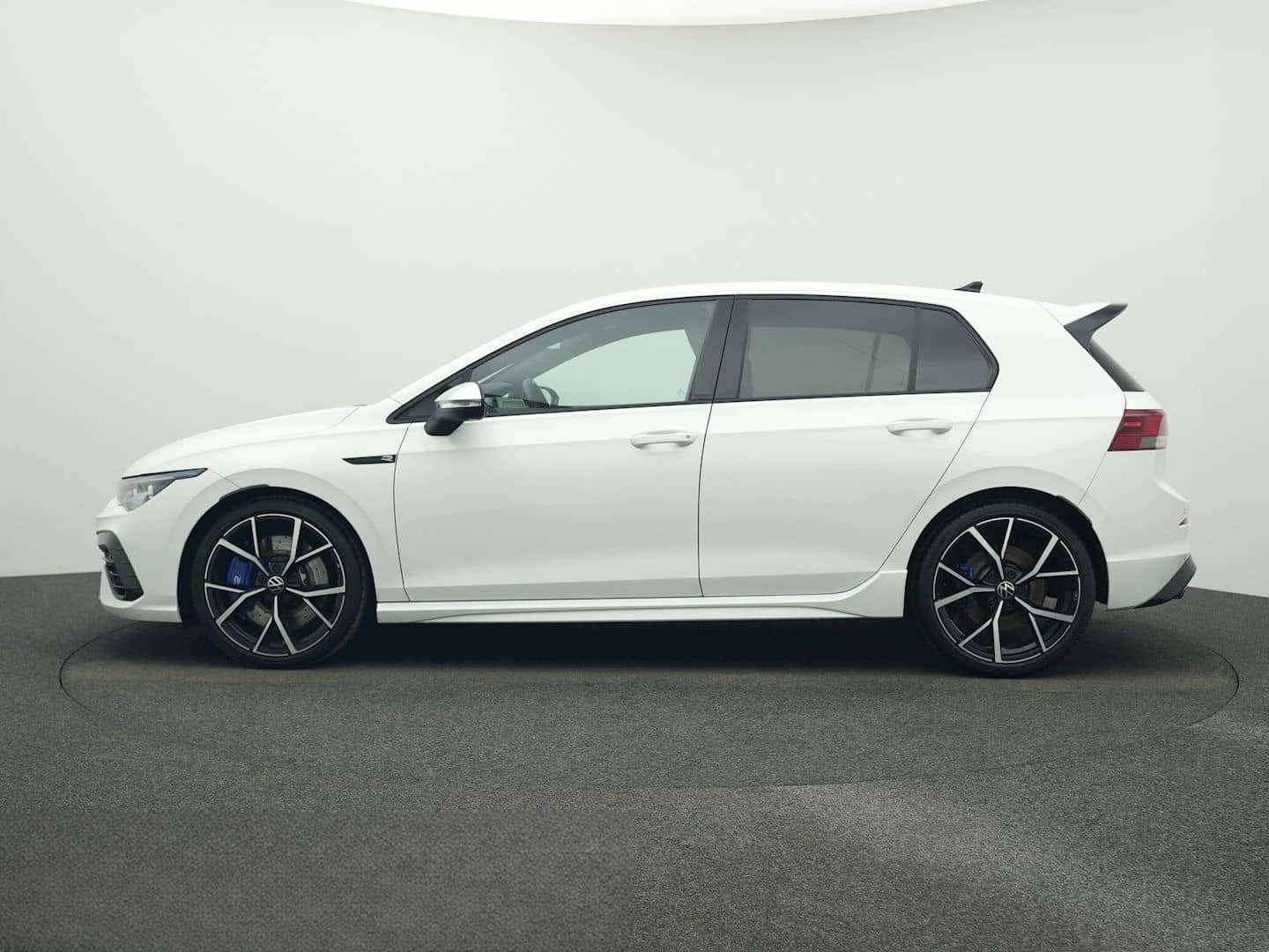 Volkswagen Golf R 8 2.0 TSI DSG 4Mo. ACC DISCOVER MEDIA foto 3