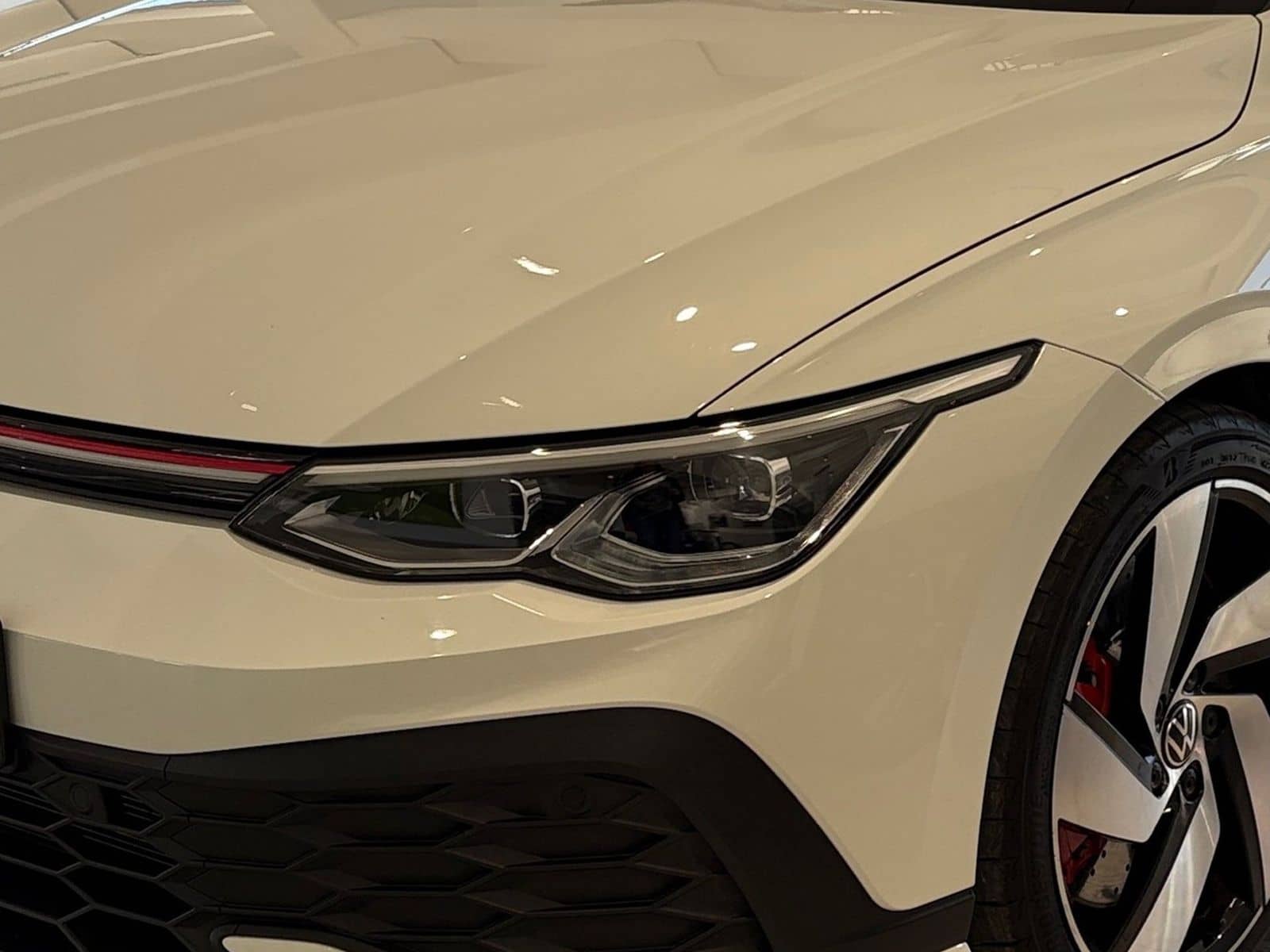 Volkswagen Golf VIII 2.0 TSI GTI Clubsport *LED*KLIMA*BLUET foto 7