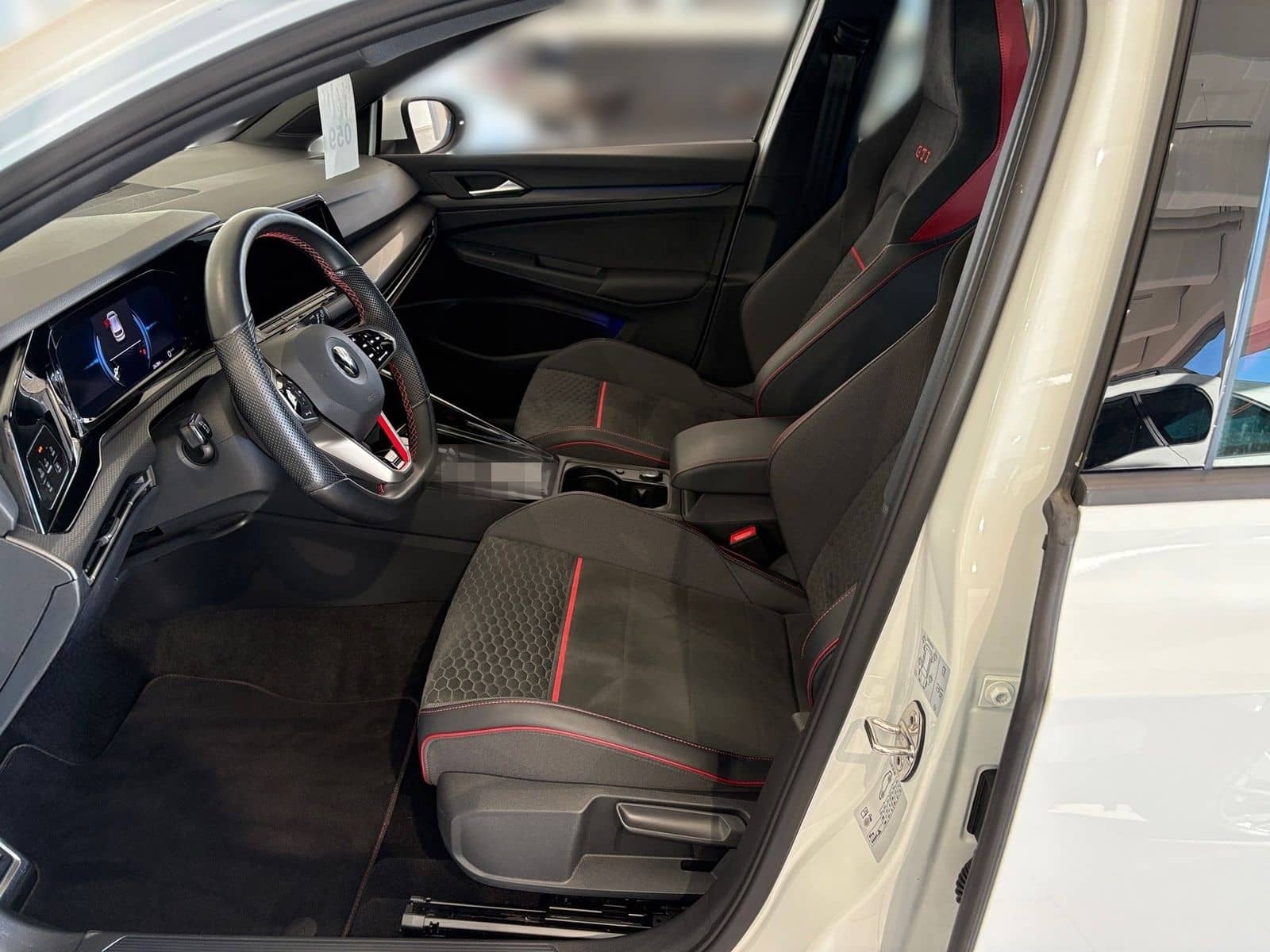 Volkswagen Golf VIII 2.0 TSI GTI Clubsport *LED*KLIMA*BLUET foto 10