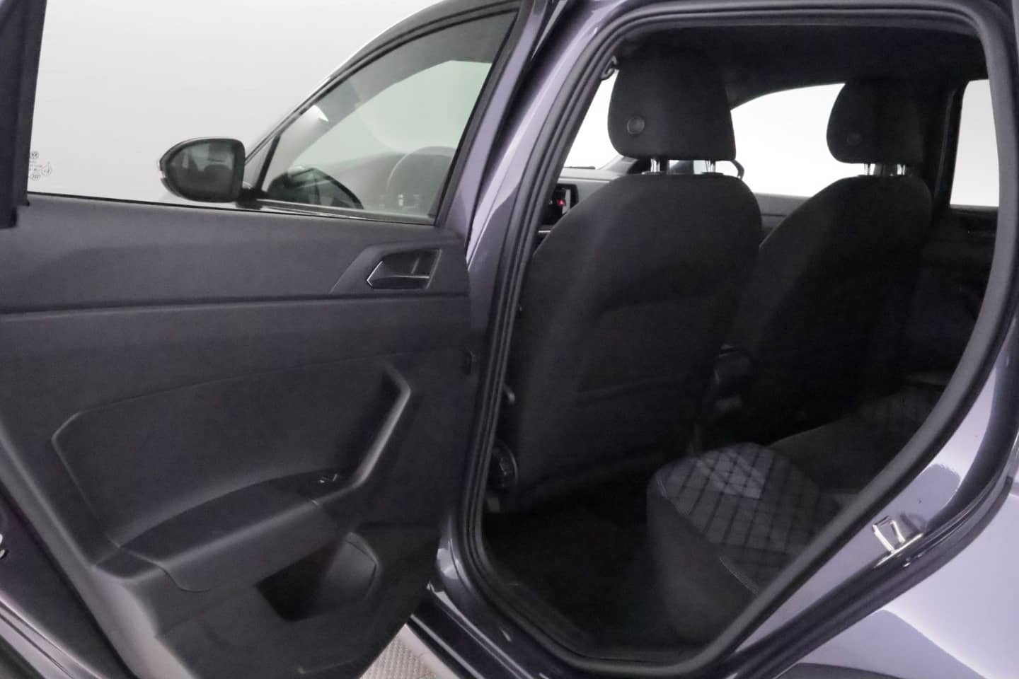 Volkswagen Taigo 1.0TSI DSG R-Line+LED+VIRTUAL+CARPLAY+PDC foto 20