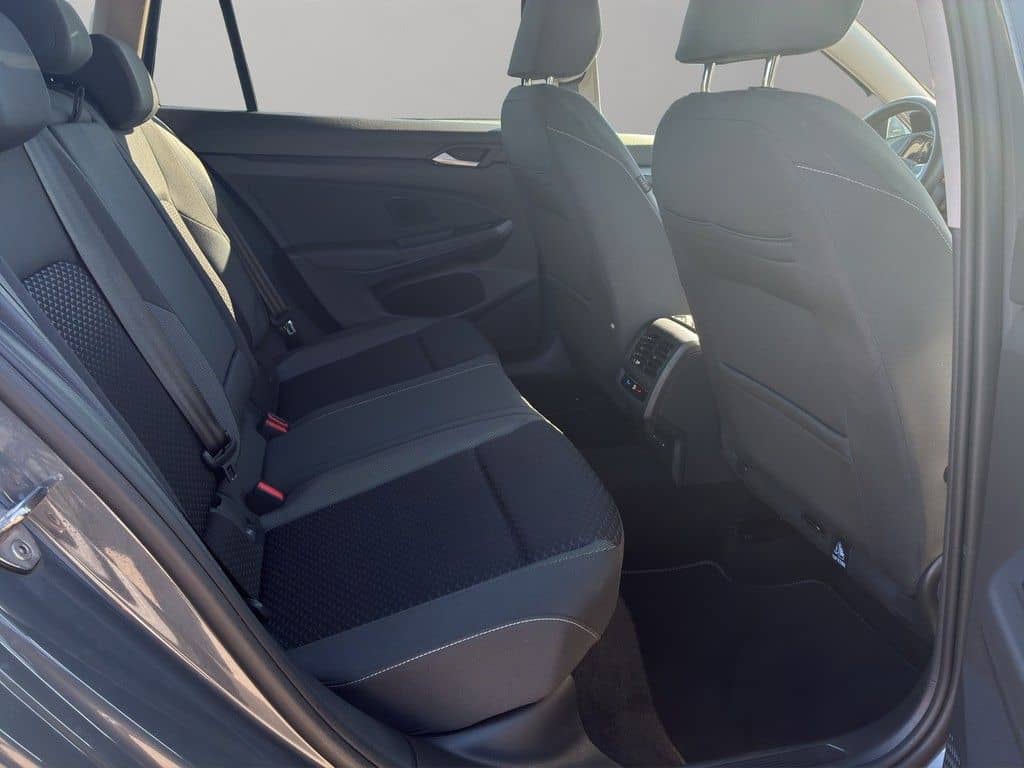 Volkswagen Golf VIII Variant 2.0 TDI Active AHK SHZ RFK foto 18